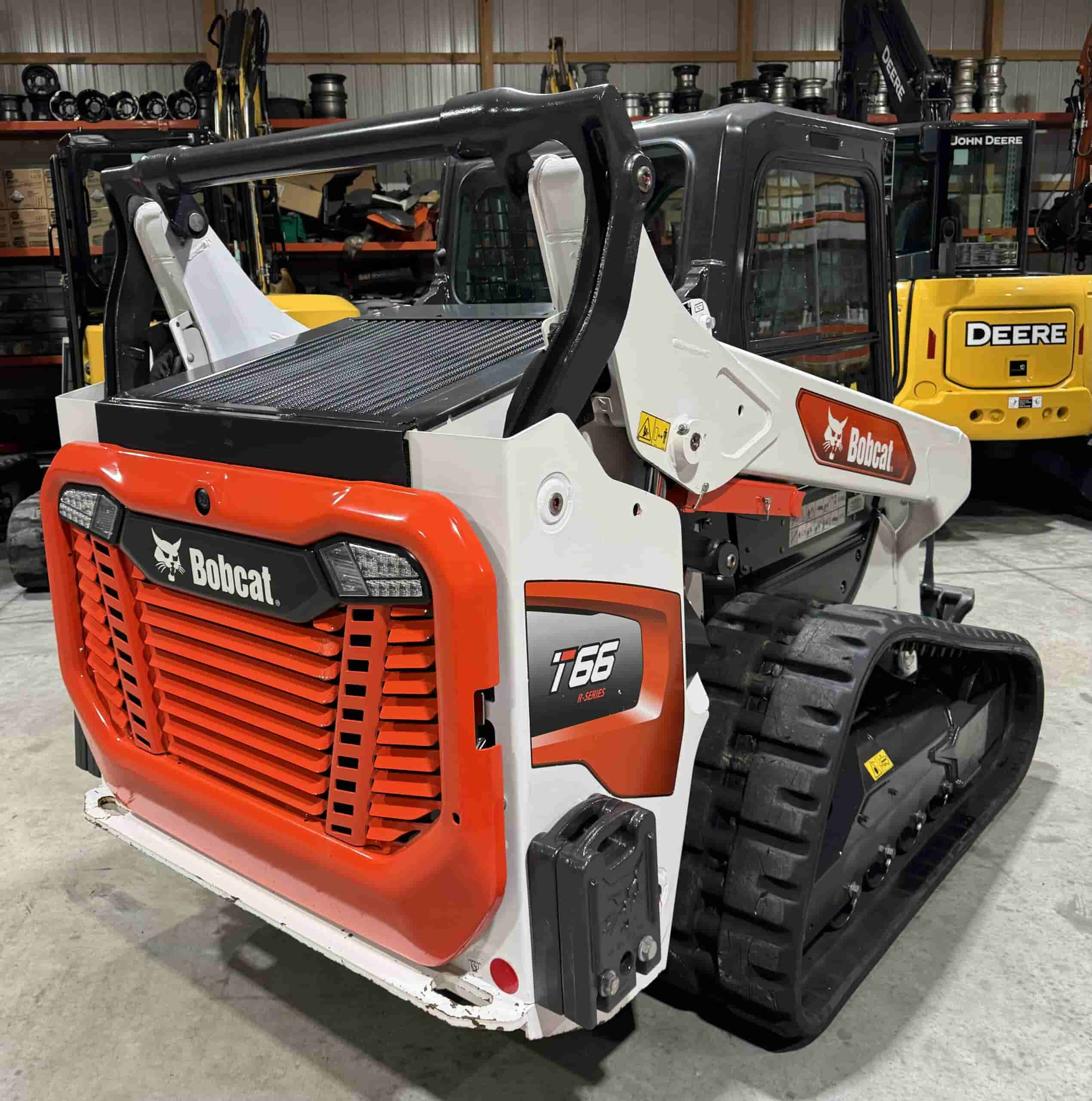 2021 BOBCAT T66 CLEAN!
